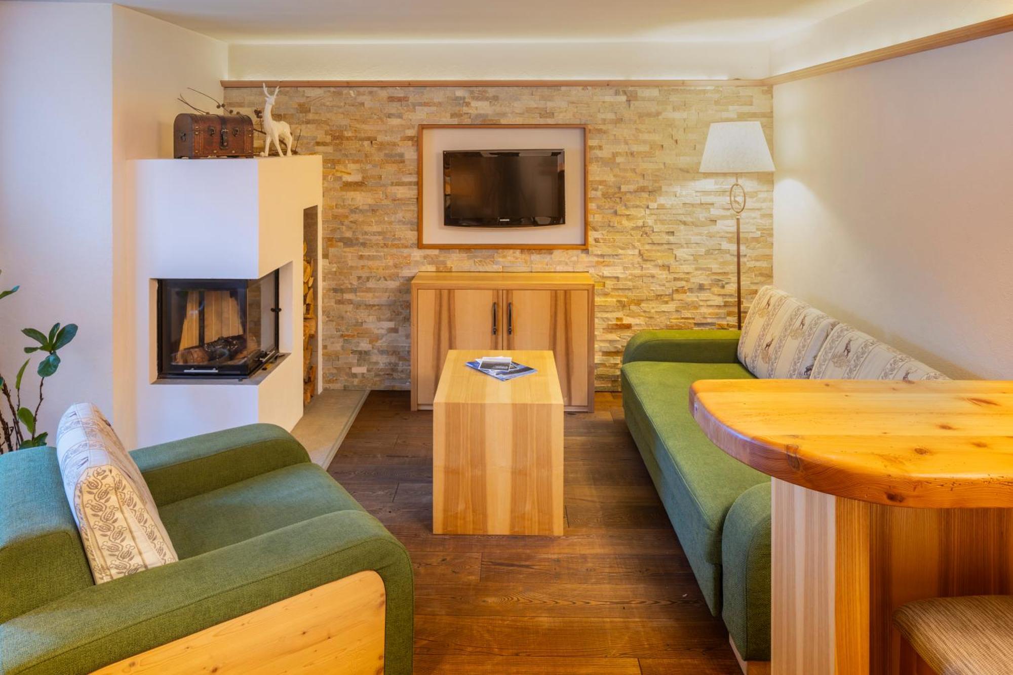 Wander- Und Wellnesshotel Kanzler บัดมิทแทร์นดอร์ฟ ภายนอก รูปภาพ