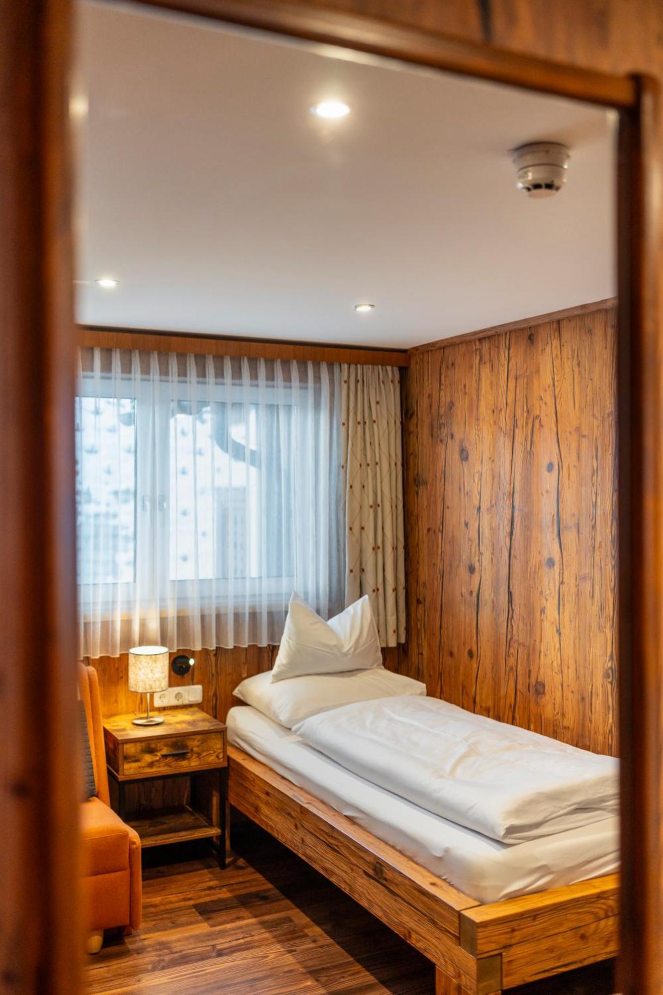 Wander- Und Wellnesshotel Kanzler บัดมิทแทร์นดอร์ฟ ภายนอก รูปภาพ